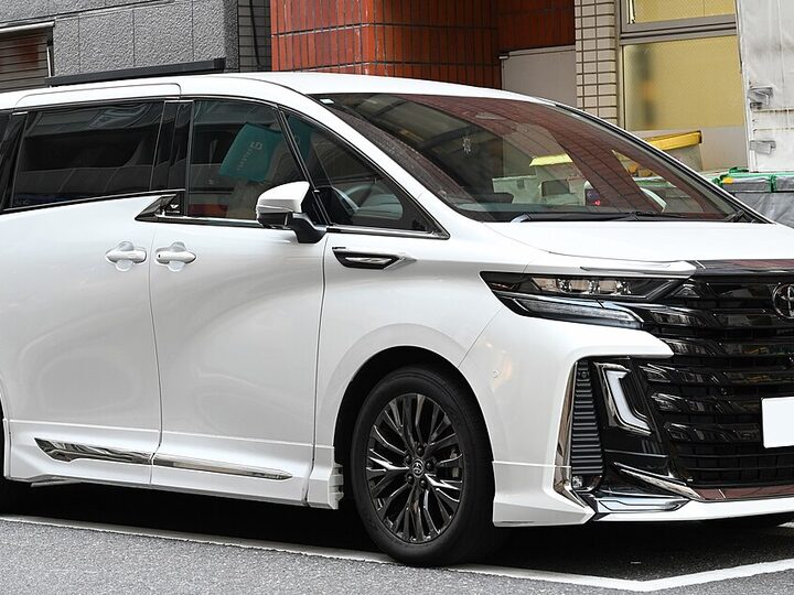 Toyota Vellfire 2.5 ZG 2019