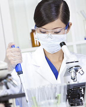 Laboratory research scientist