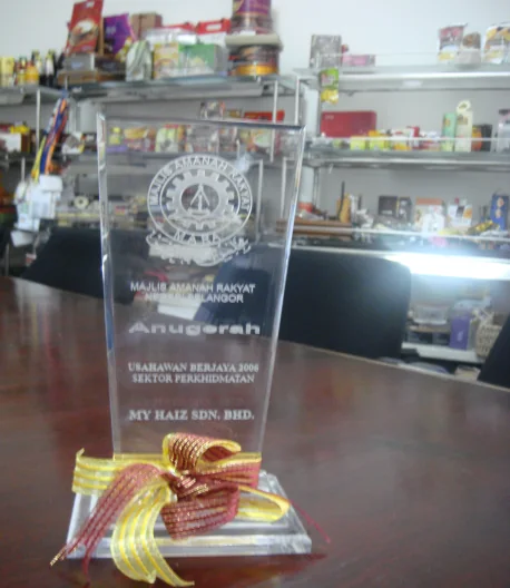 ANUGERAH — ANUGERAH USAHAWAN CEMERLANG — SEKTOR PEMBUATAN PERINGKAT — KEBANGSAAN-MARA HQ-2007 — ANUGERAH USAHAWAN BERJAYA 2006 — SEKTOR PERKHIDMATAN-MARA SELANGOR